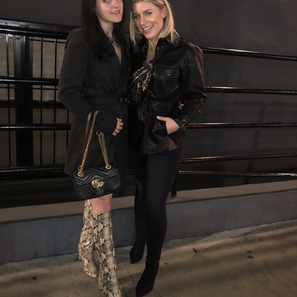 Denim Forum | The Nico Mid-Rise Skinny Crop Jean - Picture 2 of 6